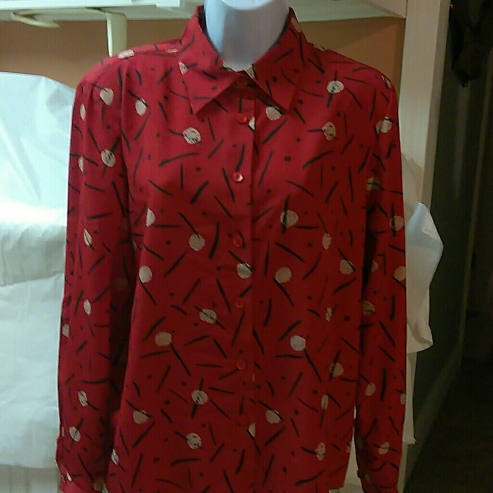 Liz Baker top